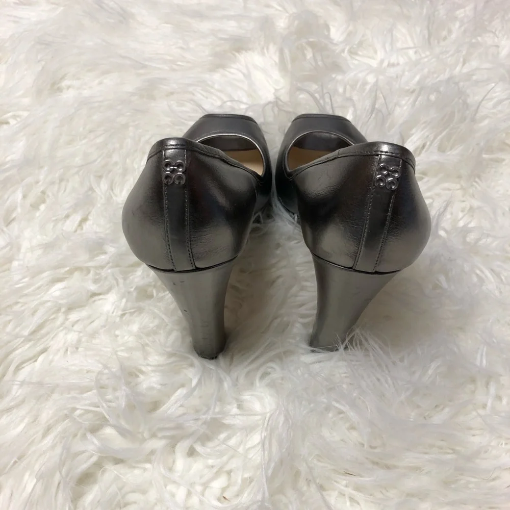 🎉HP🎉GORGEOUS COACH BREANA PLATFORM PEEPTOE HEELS/SHOES